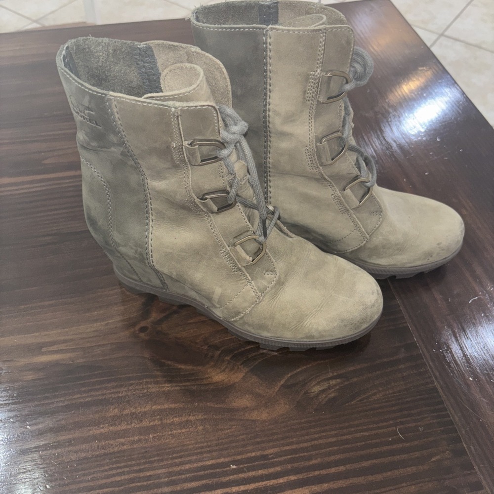 SOREL WOMEN'S JOAN OF ARCTIC WEDGE II BOOT - LIGHT RAIN - WATERPROOF SIZE 10